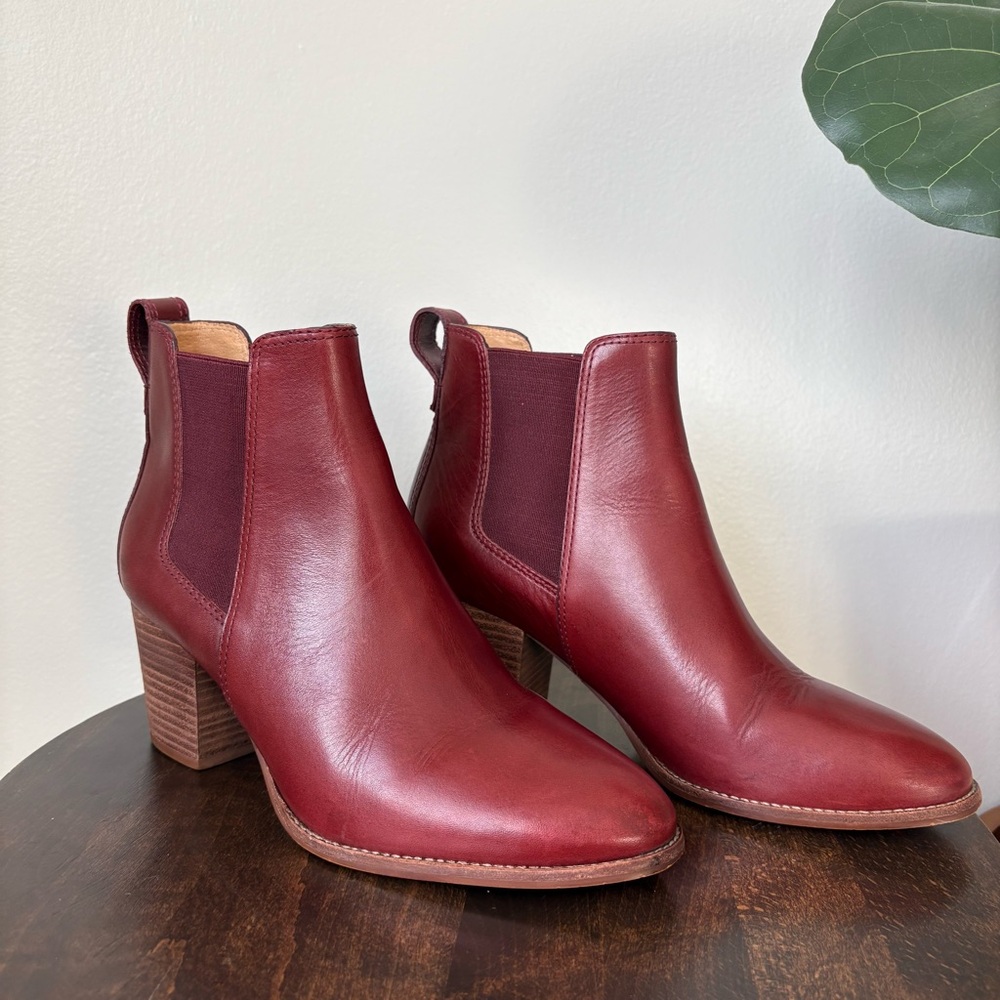 Madewell The Regan Boot in Dark Cherry Leather